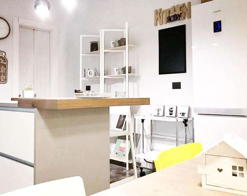 Bed&Coffee Napoli - Scarlatti Apartment Exterior photo