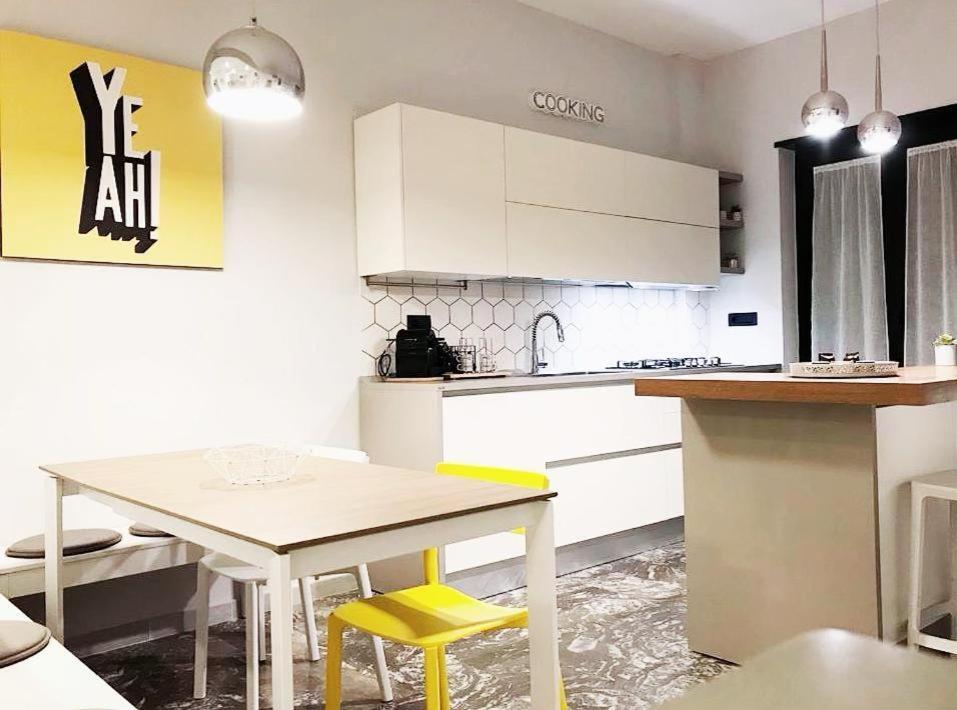 Bed&Coffee Napoli - Scarlatti Apartment Exterior photo