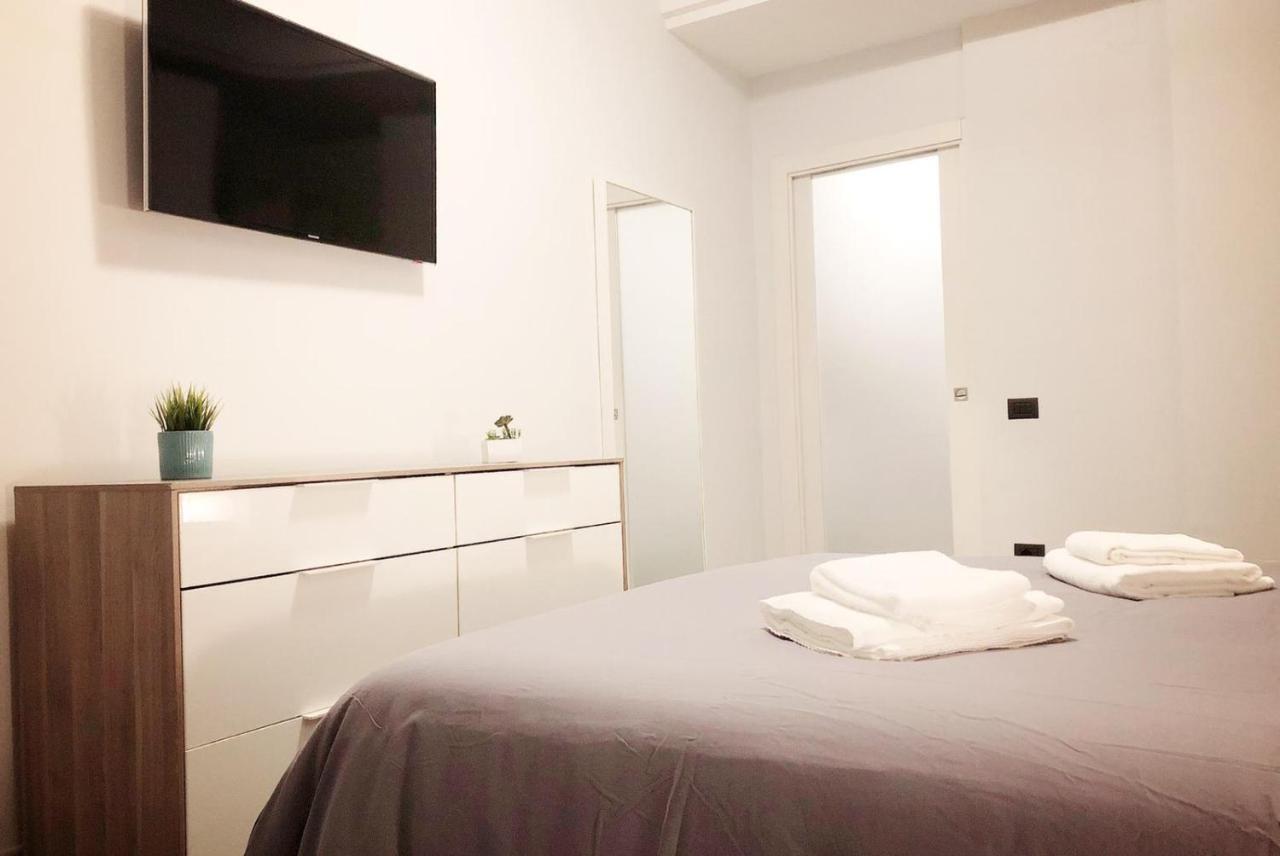 Bed&Coffee Napoli - Scarlatti Apartment Exterior photo